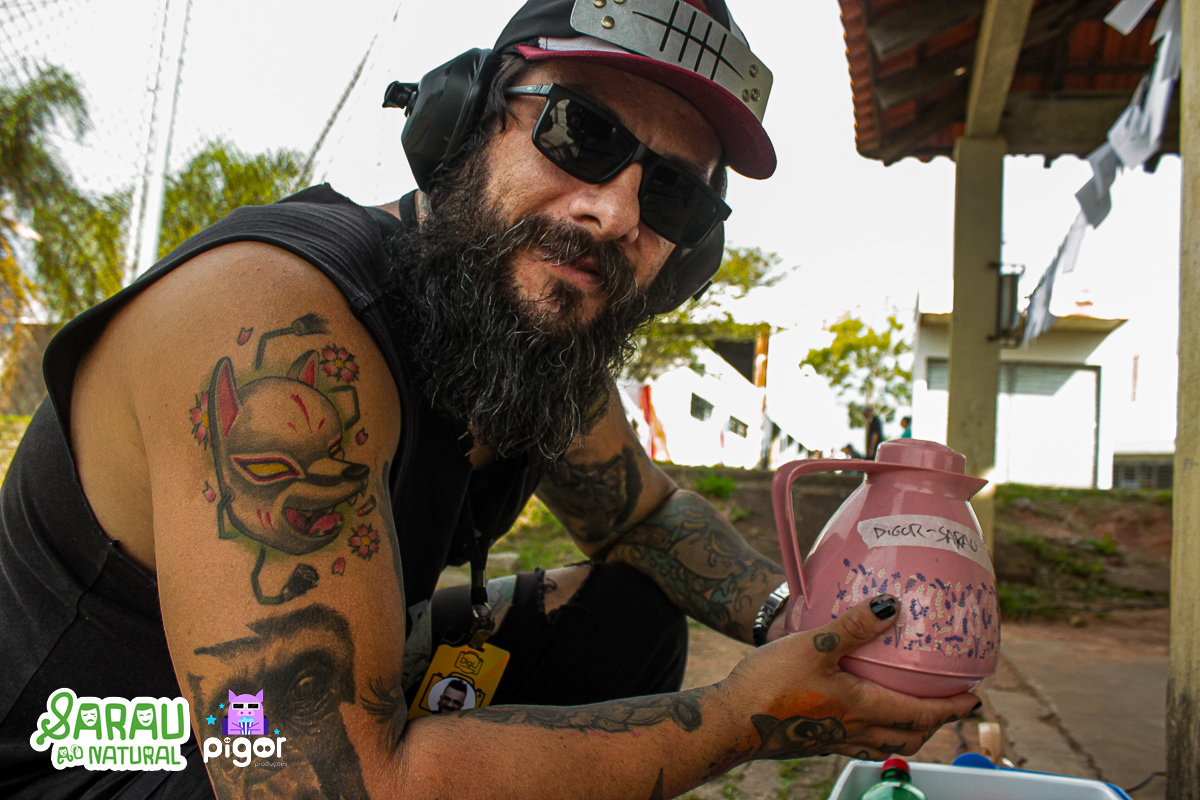 Rodrigo Fontoura no Sarau Ao Natural - Canoas Com Ares de Poesia q (2)